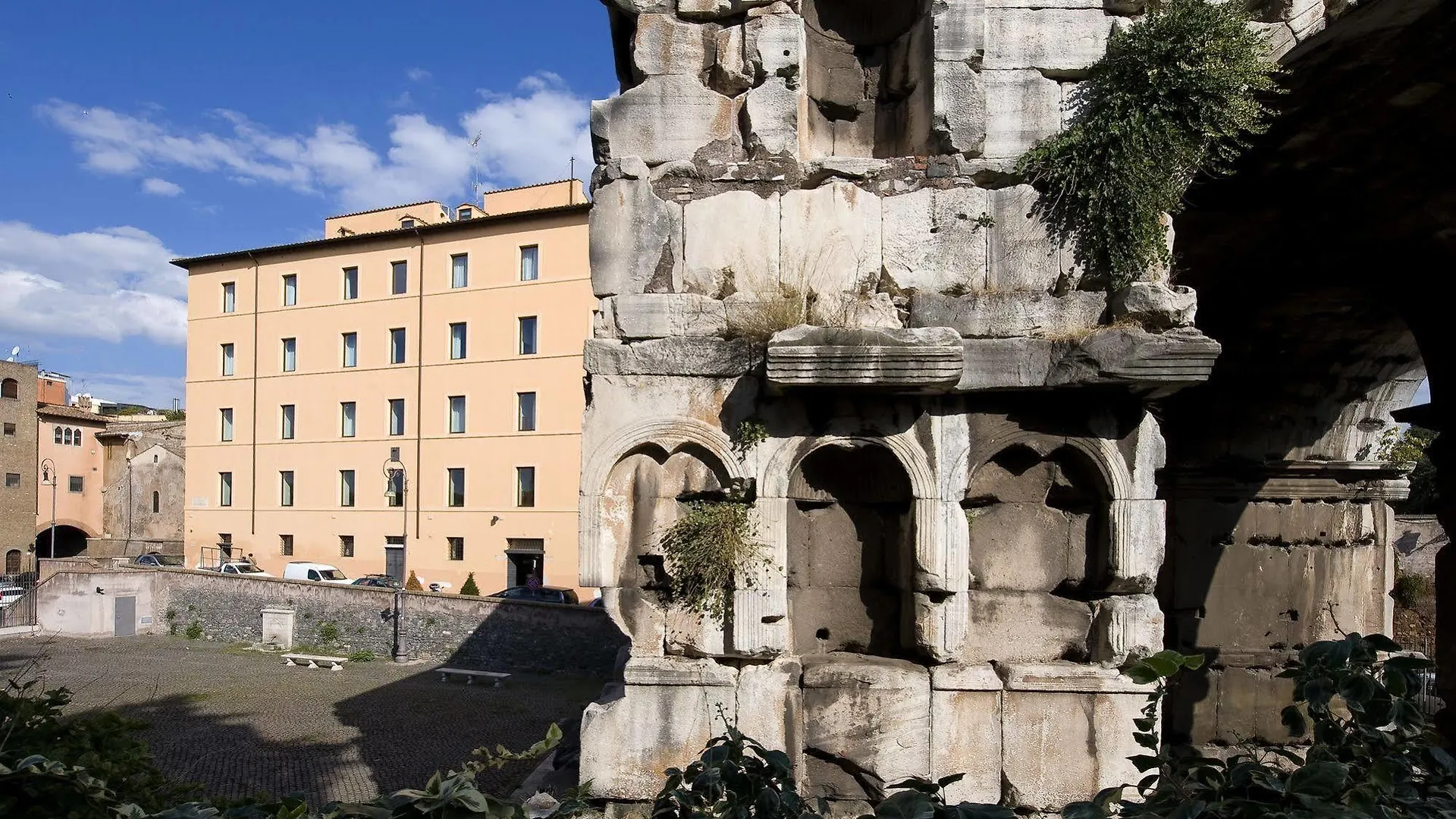 Palazzo Velabro, A Member Of Design Hotels contacts